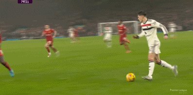 1736121467202017770.gif kaiyun-【早报】双红会战平,曼联涨士气利物浦抓“战犯”?