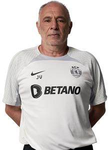 1730530794034047575.jpg kaiyun-阿莫林带5名助手去曼联执教 其中两人是90后