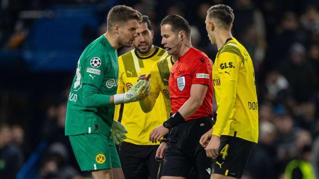 开云官网-10连胜止于“丑闻”，多特葬送好局怪裁判更要怪自己