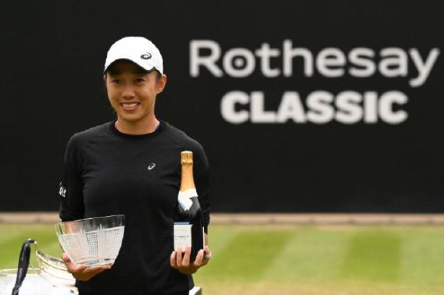 kaiyun-一日三赛体能不支退赛 张帅草地热身仍满载而归