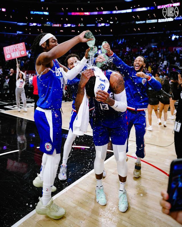 开云官网-从“詹皇傀儡”到逆转之神 泰伦·卢仍在不断进化