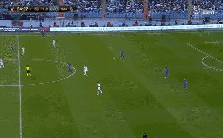 开云体育-【西超杯】F.巴尔韦德加时制胜 皇马3-2巴萨进决赛