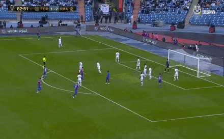 开云体育-【西超杯】F.巴尔韦德加时制胜 皇马3-2巴萨进决赛