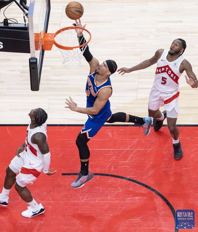 kaiyun-篮球 | NBA常规赛：猛龙不敌尼克斯|英格拉姆|篮板球|罗宾逊|布兰登-英格拉姆|迈尔斯·布里奇斯_新浪体育_新浪新闻