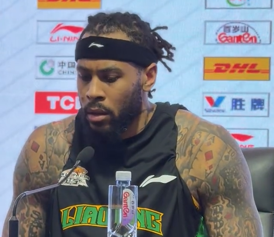 开云app-胜江苏发布会!乌戈强调打出了风格、点出重组,莫兰德赞乌戈能力