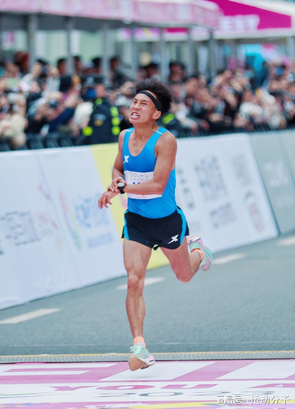 丰配友、何杰和杨绍辉的马拉松国家纪录分段时间对比