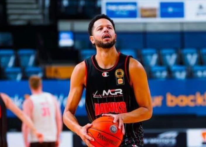 开云体育-辽宁队外援已抵达沈阳;广东大外援暂未公布,球迷猜测摩西-布朗