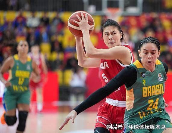 开云app-王思雨21分3篮板 中国女篮74-69击败巴西 刘禹彤12分