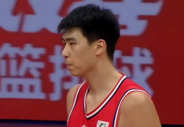 开云官网-17+10+4帽！杜锋弃将再次爆发！碾压克里斯，把山东男篮打绝望了