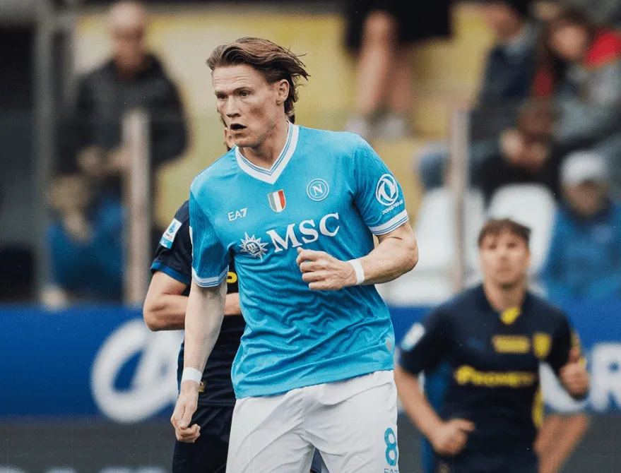 开云app-那不勒斯1-1帕尔马多赛1场落后国米6分,麦克托米奈破门